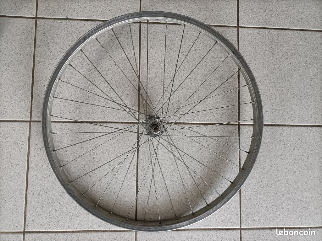 Jante roue avant vélo 26 pouces 559x25 (image 1)