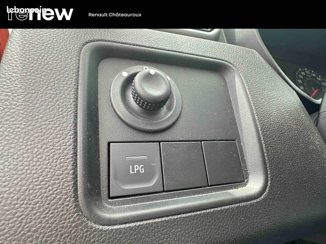 DACIA Duster ECO-G 100 4x2 Expression (image 19)