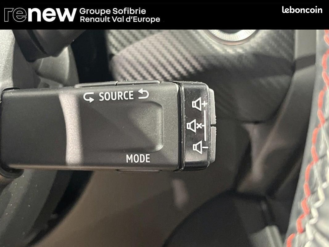 Renault Captur mild hybrid 140 R.S. Line (image 16)