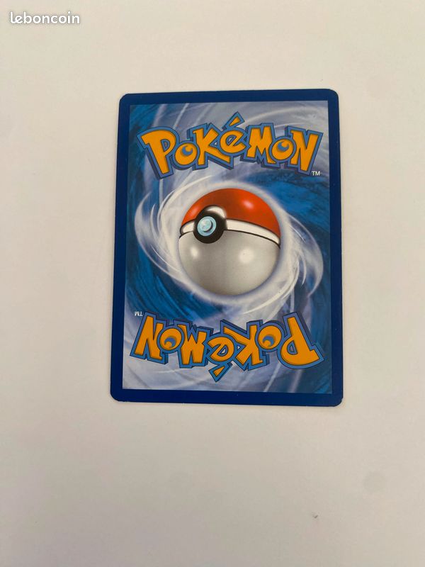 Lot de 6 cartes Pokemon en très bon état dont jirachi master, zamazenta master , gratina prisme étoile, amphinobi radieux, lougaroc ex, arcanin ex teracristal (image 3)