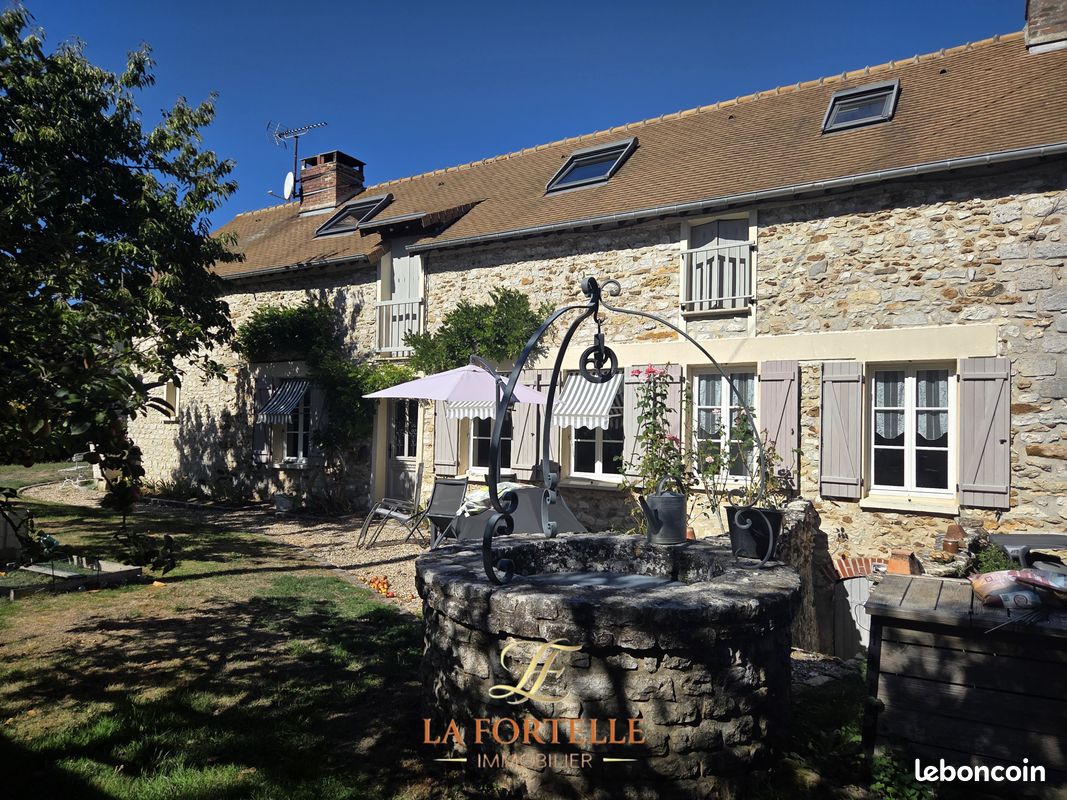 Maison 5 pièces 165 m² · à Bréval · 165 m² · 376 000 €