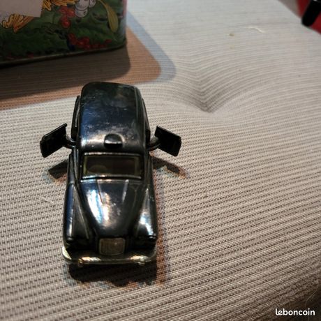 Miniature Matchbox Taxi FX4R 1986 - Échelle 1/60 - Modèle M13 - Occasion - Voir Photo