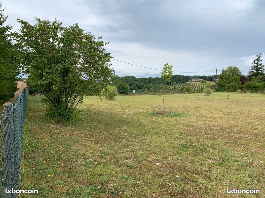 Terrain à bâtir · à Saint-Astier · 38 000 €