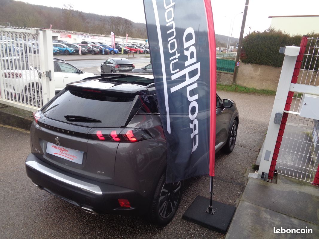 Peugeot 2008 1.2 thp 130 eat8 gt (image 2)