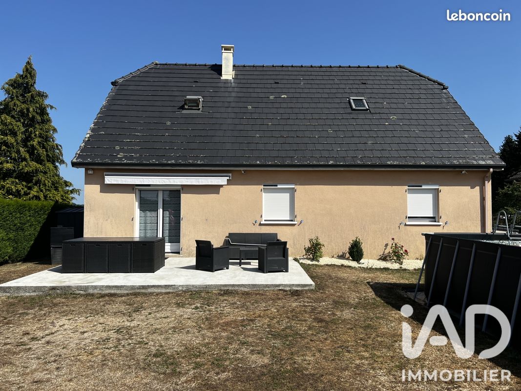 Maison 5 pièces 128 m² · à Vigeois · 128 m² · 240 000 €