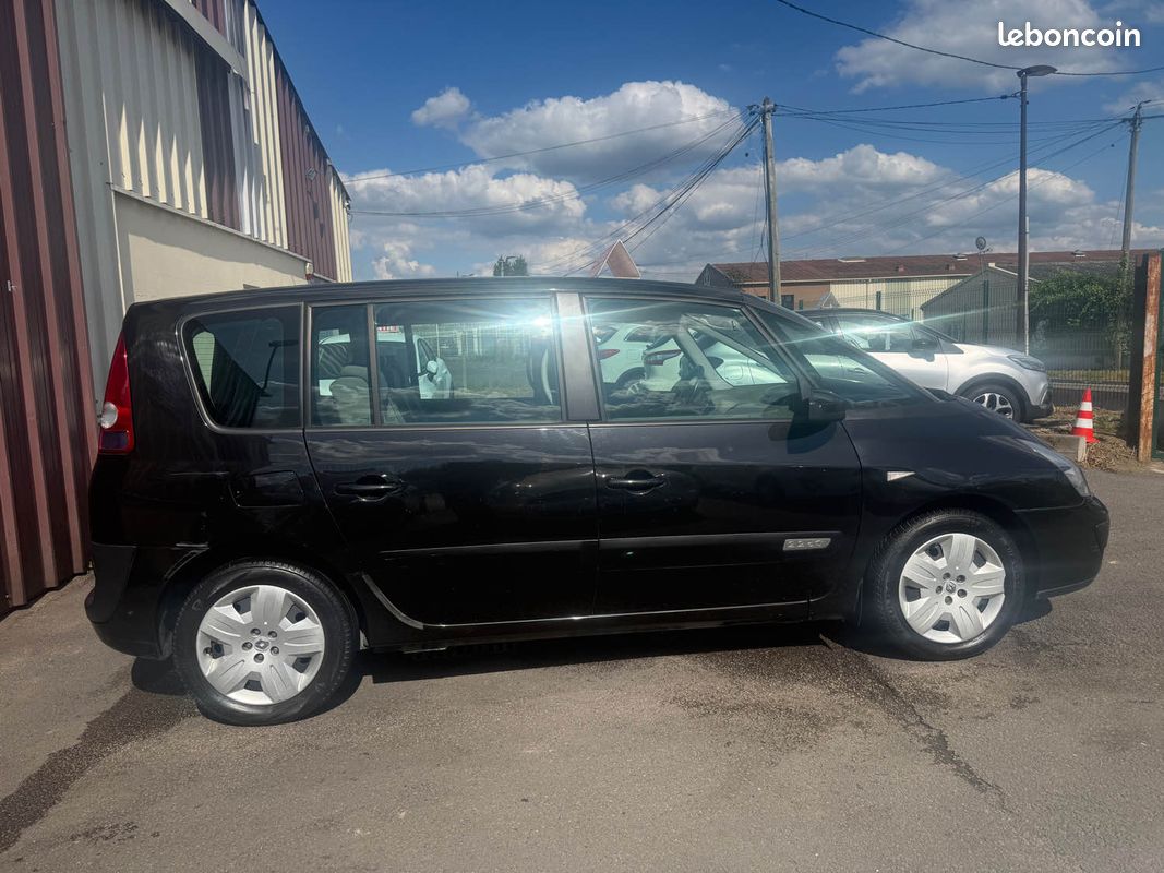 Renault espace 4 iv 2.2 dci 150cv 7 places authentique 2005 (image 8)