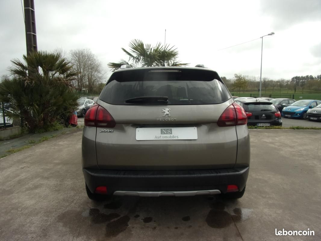 Peugeot 2008 1.6 BlueHDi 100ch BVM5 Crossway (image 7)