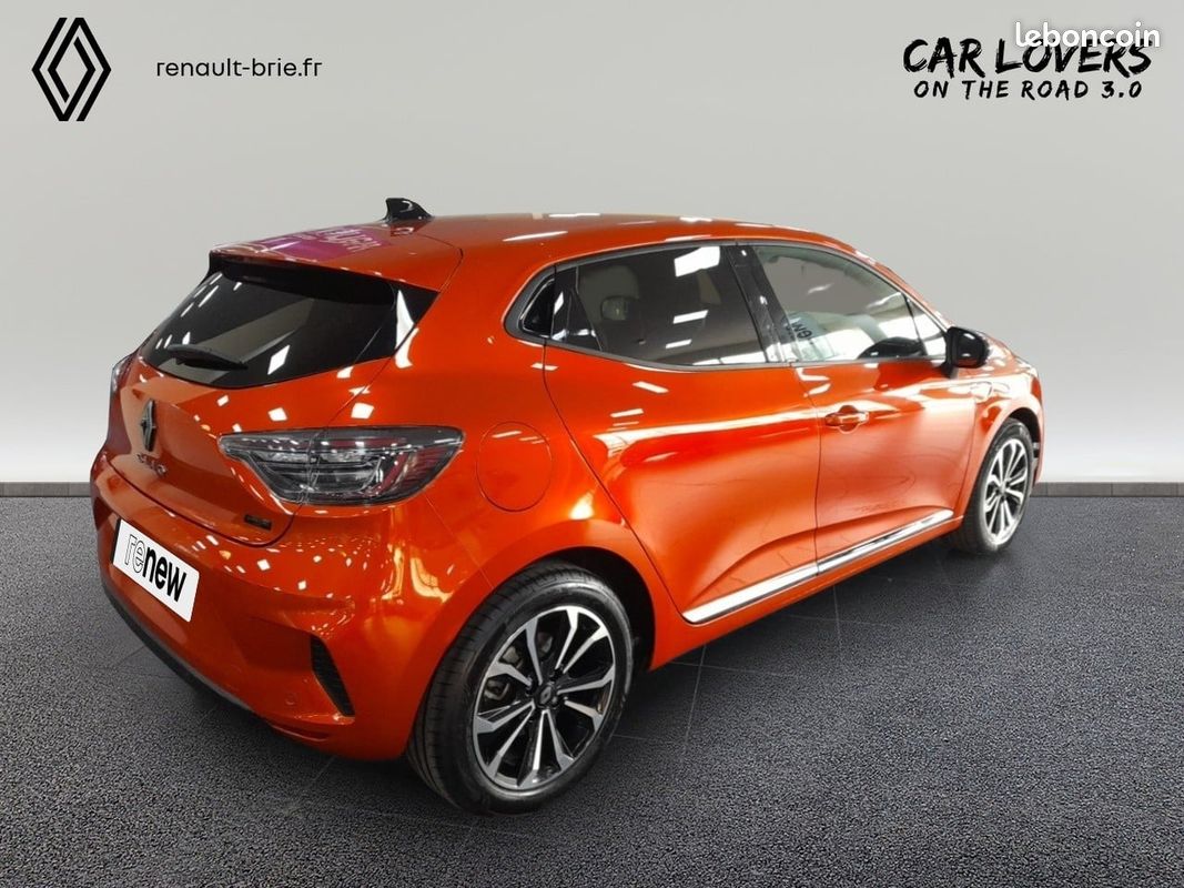RENAULT Clio E-Tech full hybrid 145 Techno (image 5)