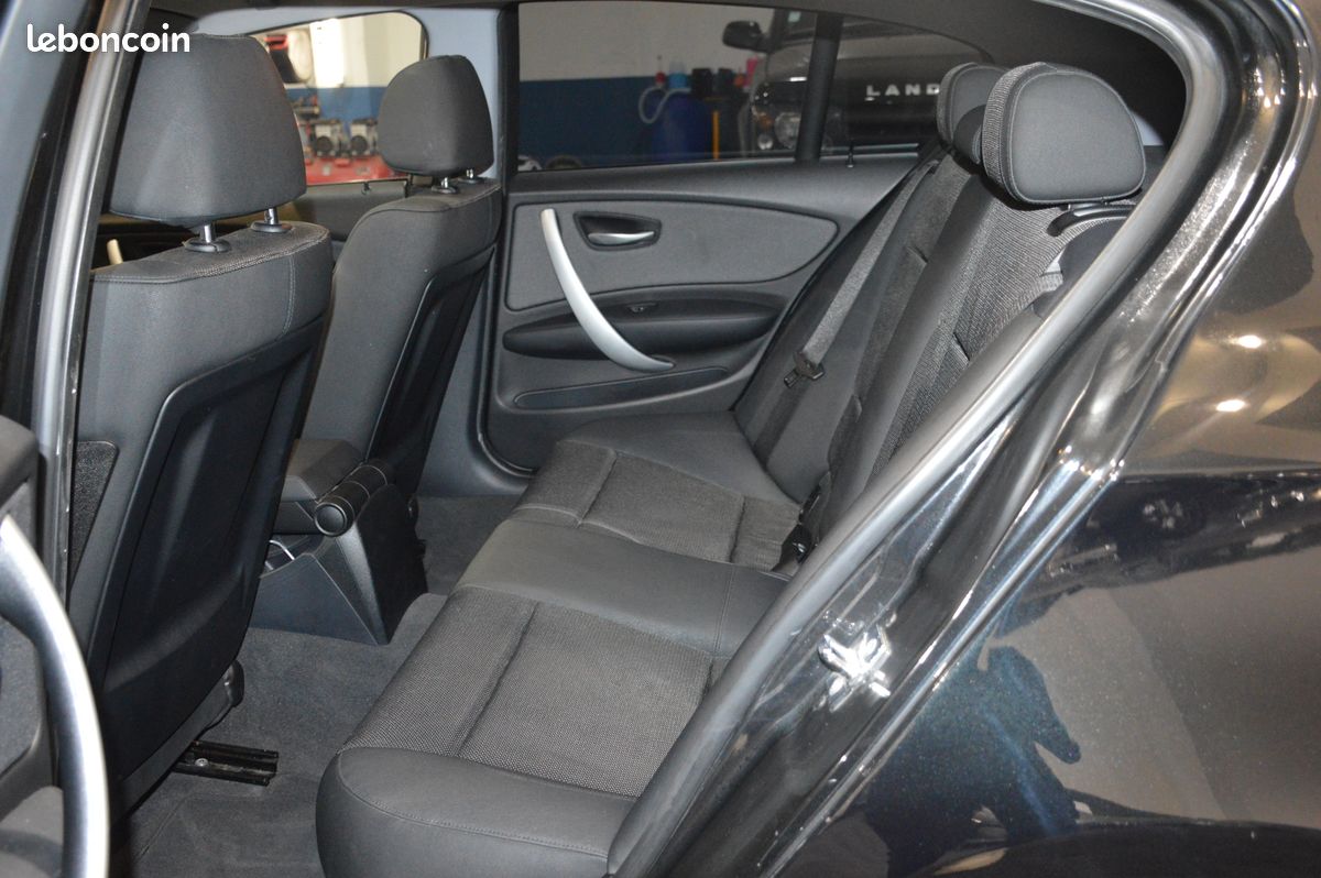 BMW SERIE 1 (E87) (2) 130IA 265 LUXE 5 PORTES-68.450km-6 Cylindres Atmosphérique-Historique Complet BMW-Rare-Toit Ouvrant-GPS-Xénon-Sièges Sport-Futur Youngtimer-Garantie 6 Mois (image 8)