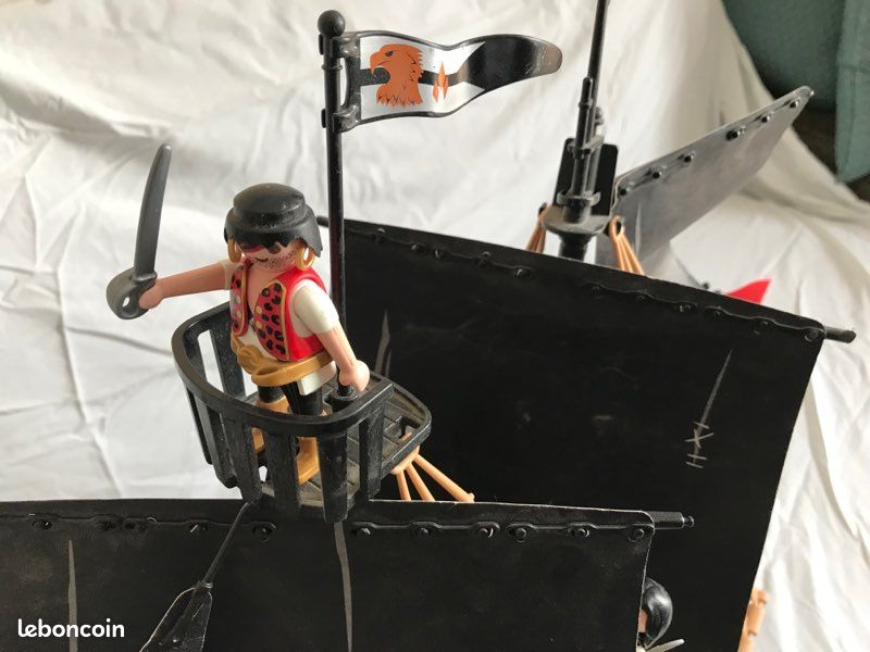 Playmobil Bateau Pirates des Ténèbres 6678 (image 4)