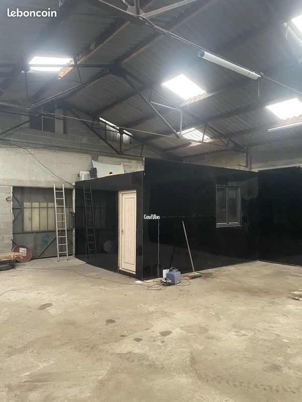 Entrepôt hangar logistique (image 1)