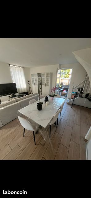 Maison 5 pièces 100 m² · à Grand-Couronne · 100 m² · 937 €/mois