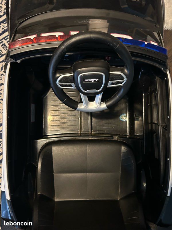 Voiture de police (image 4)
