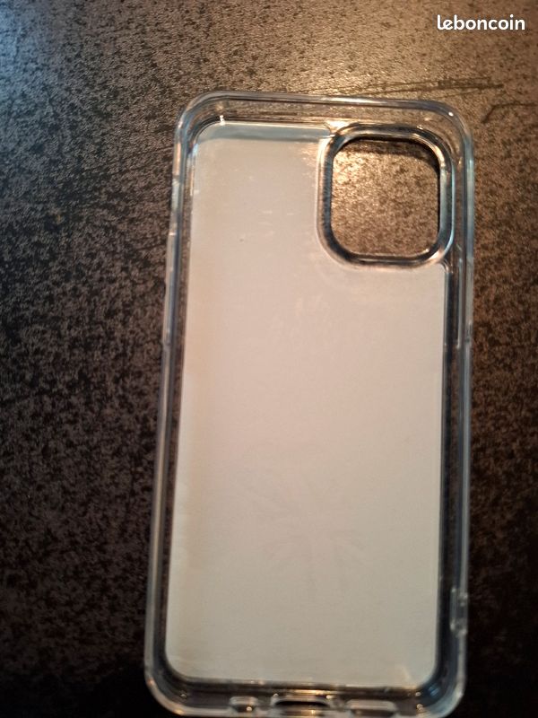 Coque silicone pour IPhone 12 mini (image 2)