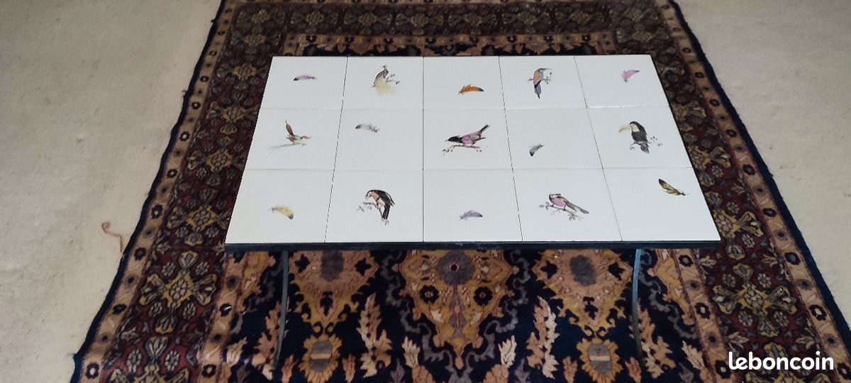 Table vintage carreaux motif oiseaux (image 6)