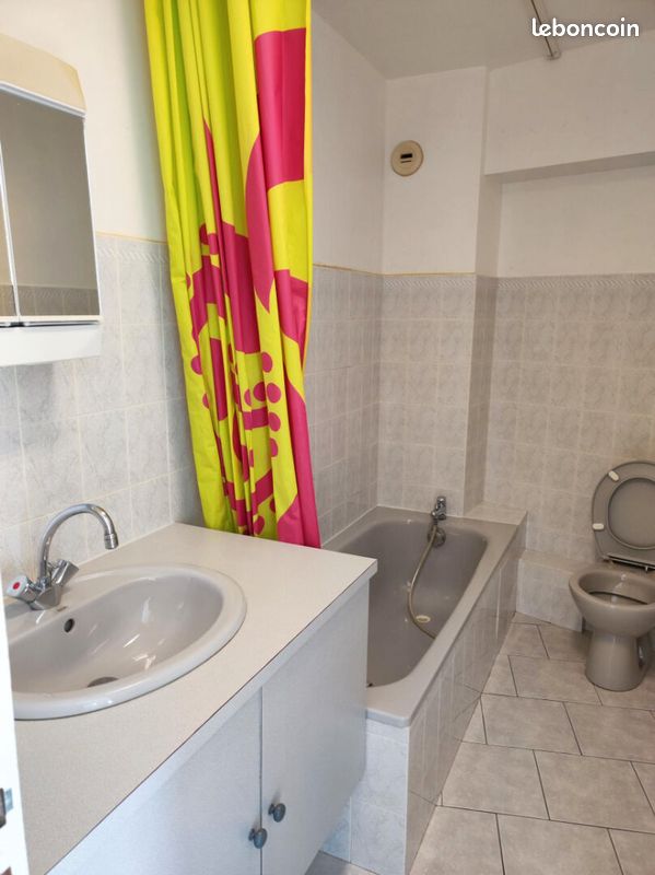 Appartement a louer oyonnax - 1 pièce(s) - 28 m2 - Surfyn