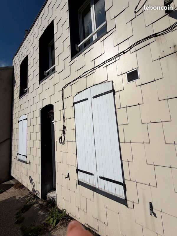 Maison 20 pièces 400 m² · à Montivilliers · 400 m² · 495 000 €