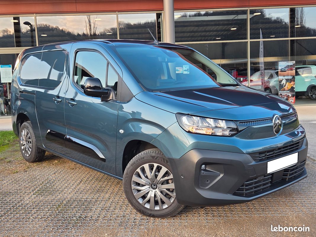 Berlingo BlueHDI 130 XL EAT8 950KG (image 2)