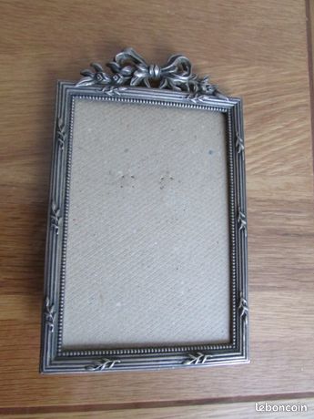 Petit Cadre Photo Ancien Style Louis XV – Métal Argenté, Rocaille, 9x6 Cm