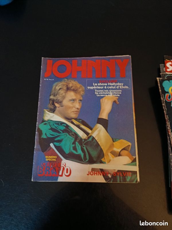 Magazine johnny Hallyday (image 9)
