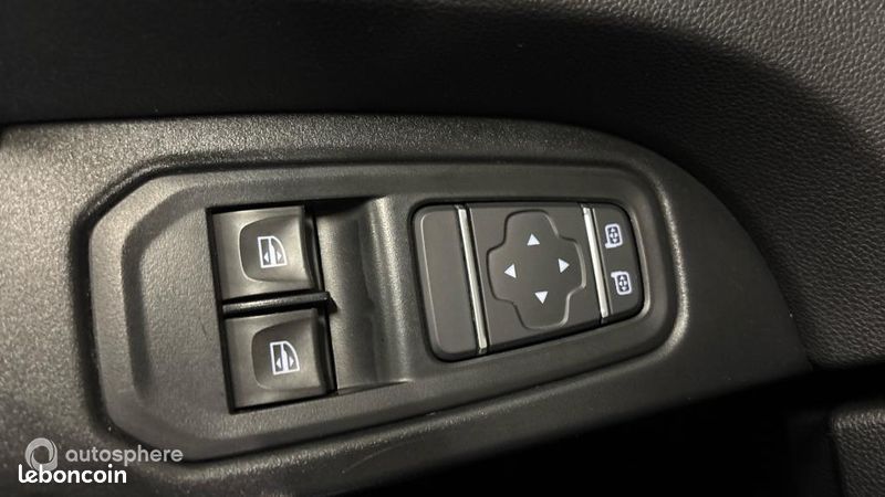 Renault Trafic Véhicule utilitaire ou Société L1H1 3T 2.0 Blue dCi 130ch Confort (image 28)
