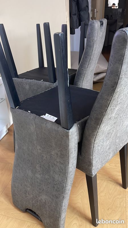 Table et chaises (image 2)