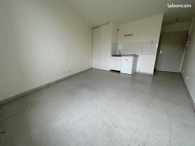 Appartement 1 pièce 23 m² - Poitiers 86000 (image principale 0)