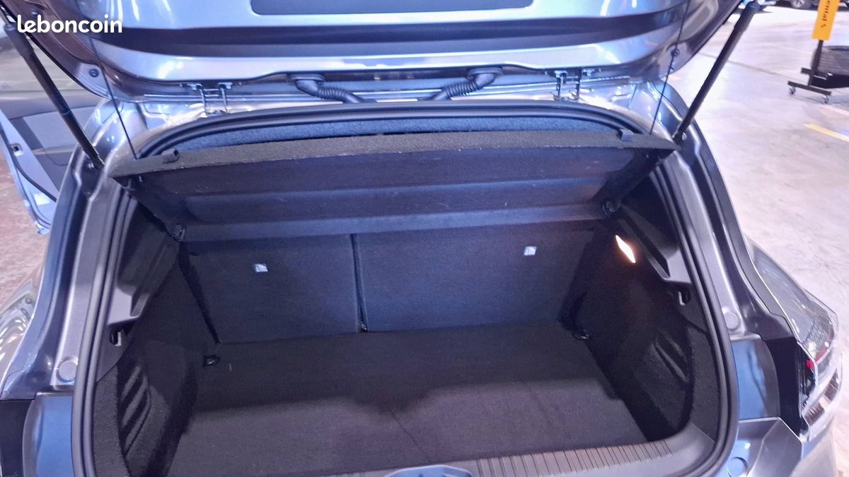 Renault clio e tech full hybrid 145 ch gsr2 techno (image 19)