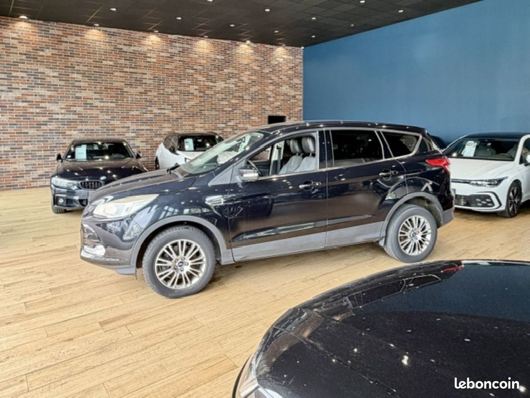 FORD KUGA 2.0 TDCi 140 FAP 4x4 Titanium Powershift A (image 5)