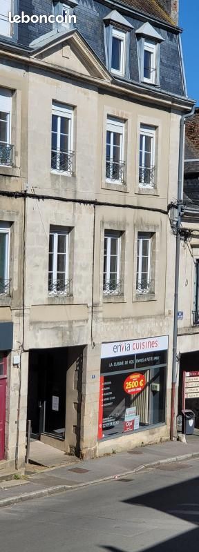Local commercial 300 m² · à Mamers · 300 m² · 252 000 €