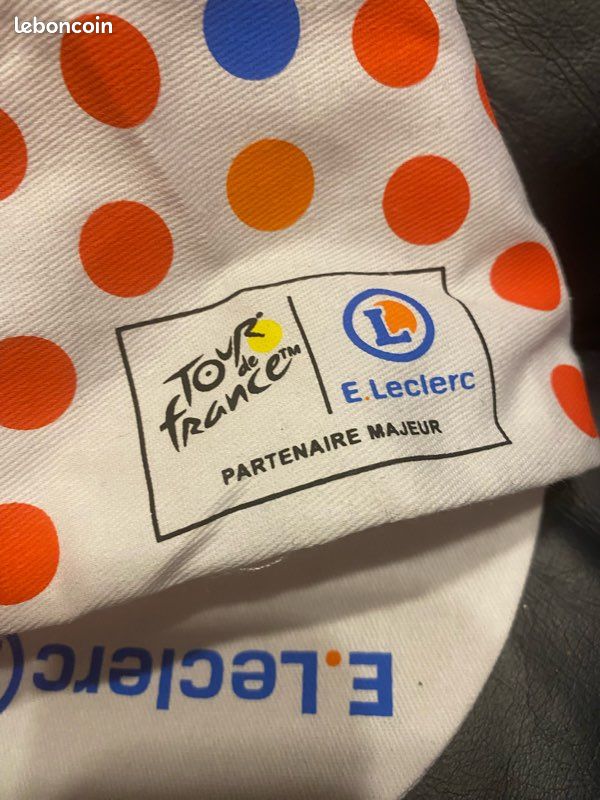 LOT ENSEMBLE 1 badge + 1 quiz + 1 casquette TOUR DE FRANCE Leclerc EUR 22,00 - PicClick FR