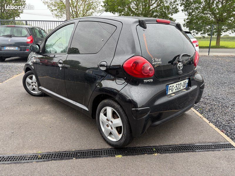 Toyota Aygo 1,4 HDI 55 Chvx « 198 000 kms » (image 2)