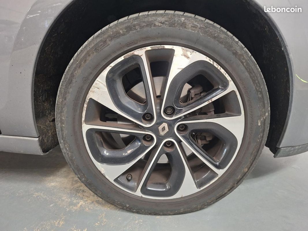 Renault scenic 1.5 dci 110 energy bose (image 16)