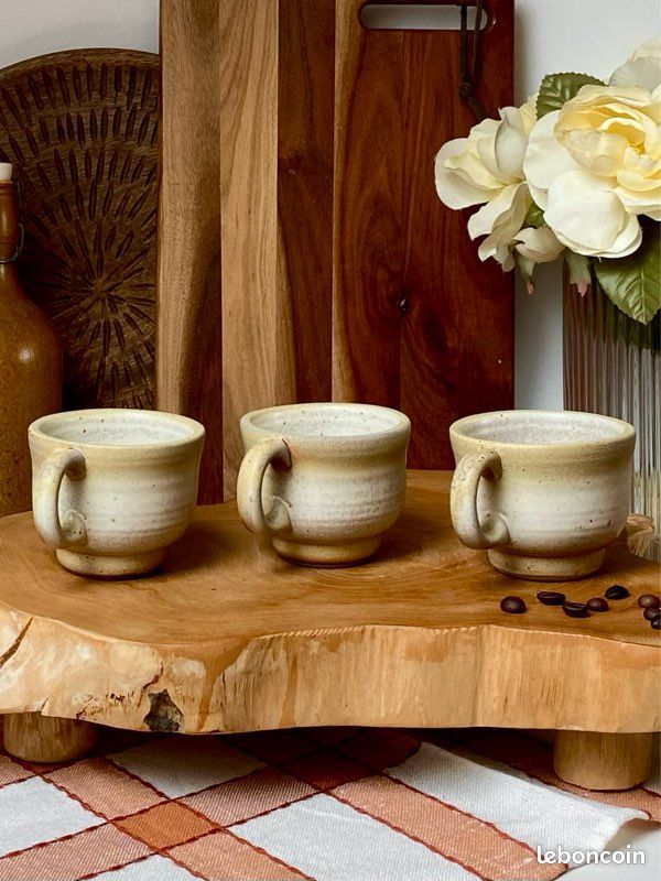 Lot 6 tasses en grès (image 4)