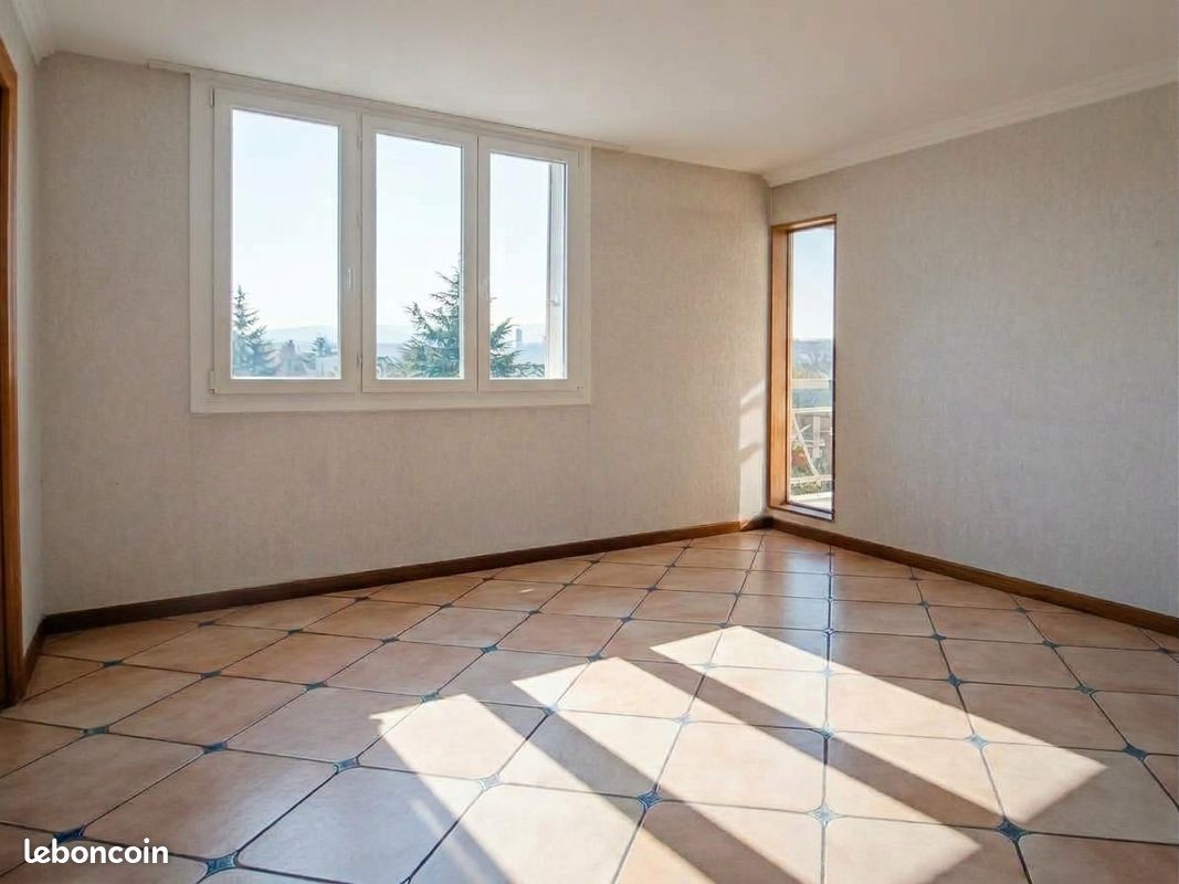 Appartement 5 pièces 79 m² · à Caluire-et-Cuire · 79 m² · 270 000 €