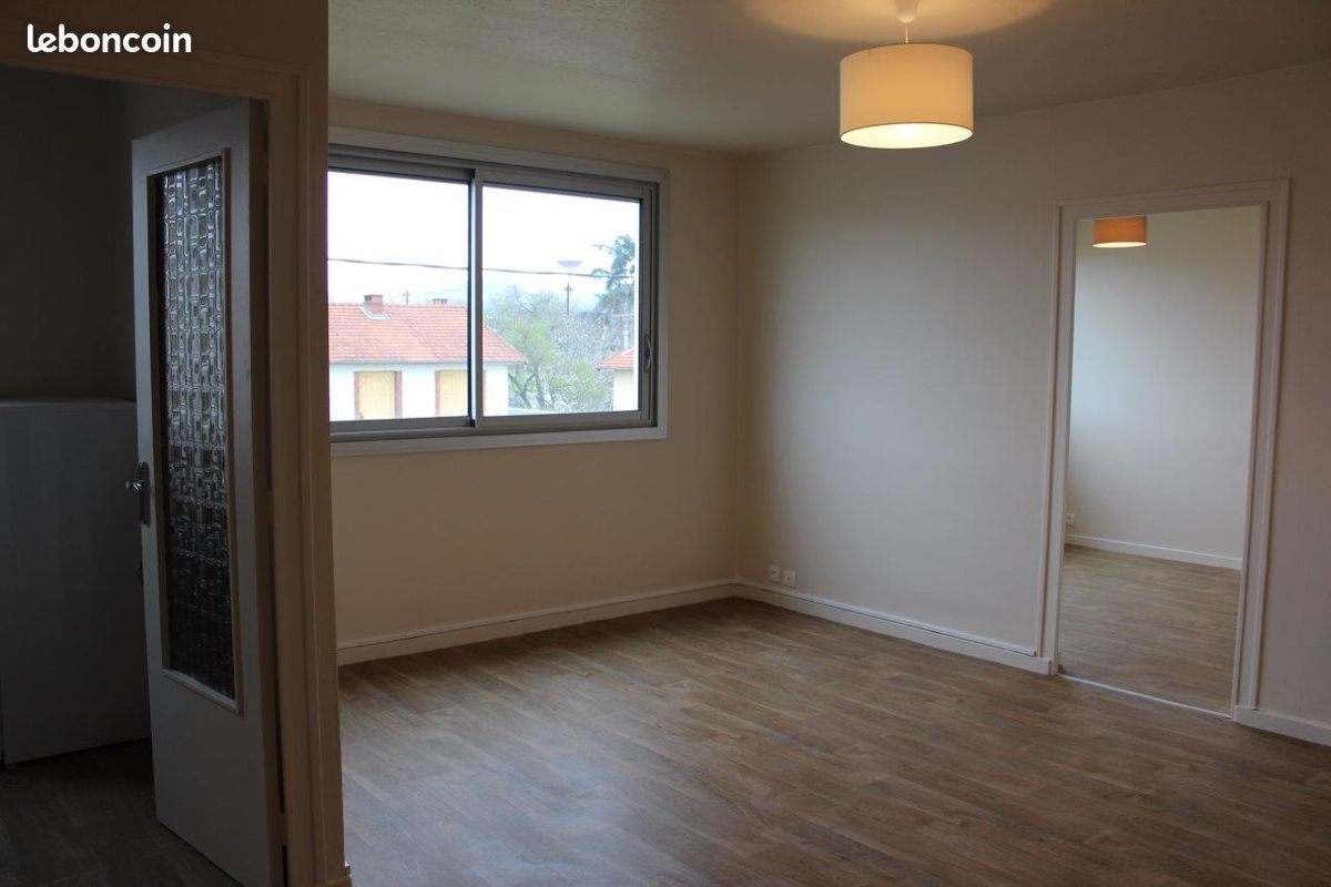 Appartement 1 pièce 38 m² · à Clermont-Ferrand · 38 m² · 610 €