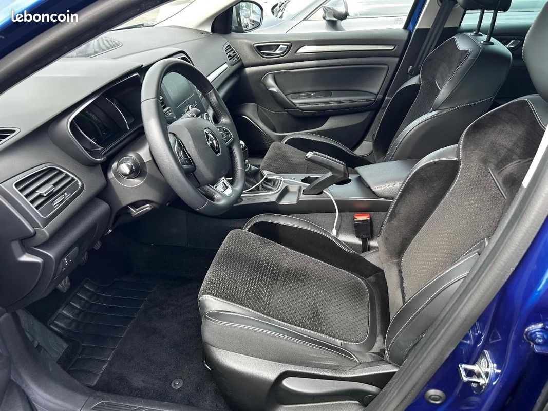 Renault Megane 1.3 -TCE 140. GT LINE (image 8)