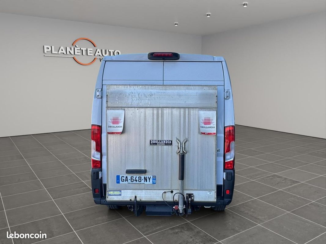 PEUGEOT BOXER Asphalt 335 L3H2 2.2 BlueHDi S&S - 120 - FOURGON TOLE. Hayon Elévateur hydraulique (image 16)
