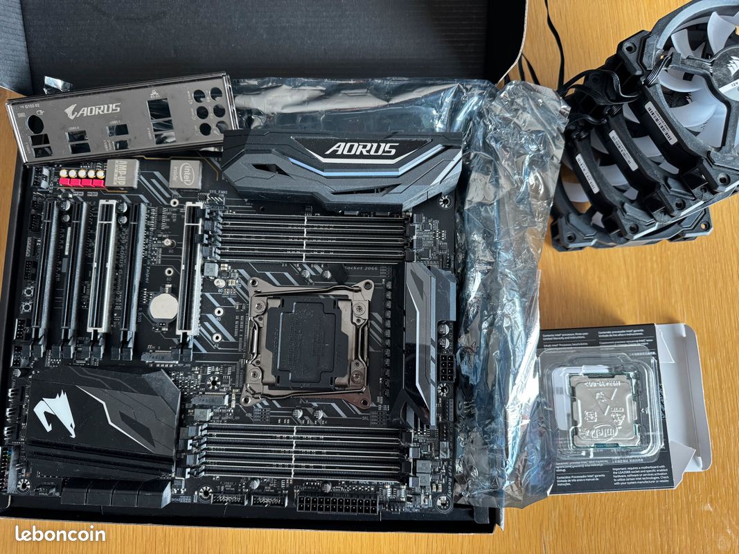 Lot X299 : Gigabyte X299 AORUS Gaming 3 + i7‑7800X + 3 ventilateurs RGB (image 2)