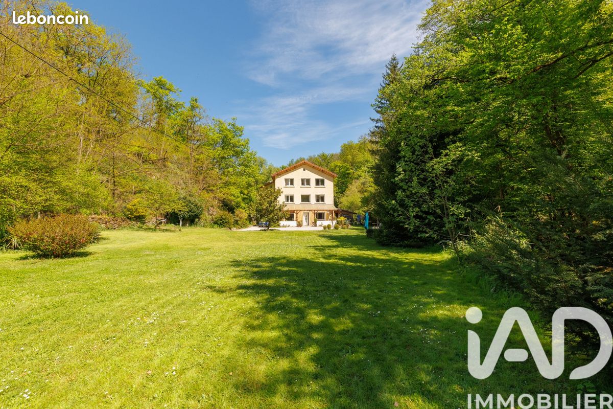 Ventes immobilières - Propriété 5 pièces 147 m²