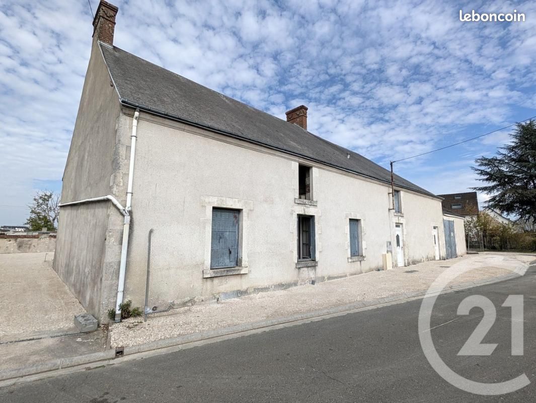Maison 1 pièce 160 m² · à Ingré · 160 m² · 180 000 €