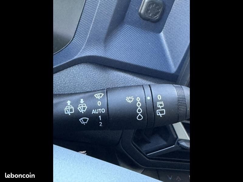 Dacia Duster 1.6 hybrid 140ch Journey (image 24)
