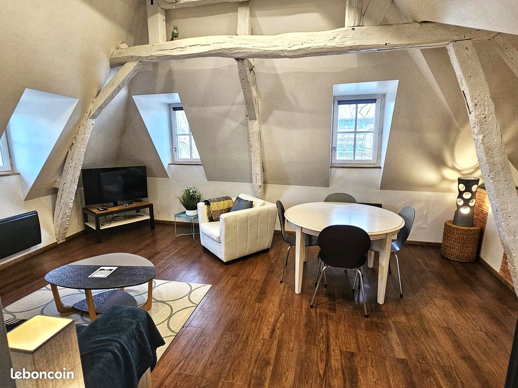 Appartement 2 pièces 45 m² · à Châtellerault · 45 m² · 1 200 €