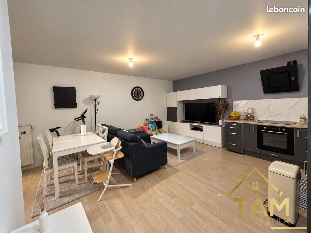 Appartement 2 pièces 49 m² · à Fontenay-le-Fleury · 49 m² · 208 000 €