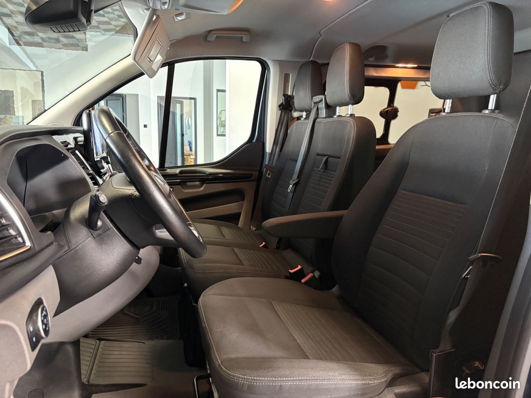 FORD TRANSIT CUSTOM FOURGON 300 2.0 TDCI 170ch L1H1 COURT 6 PL LIMITED BVA S&S / ATTELAGE - PORTES LATÉRALES - CARPLAY (image 5)