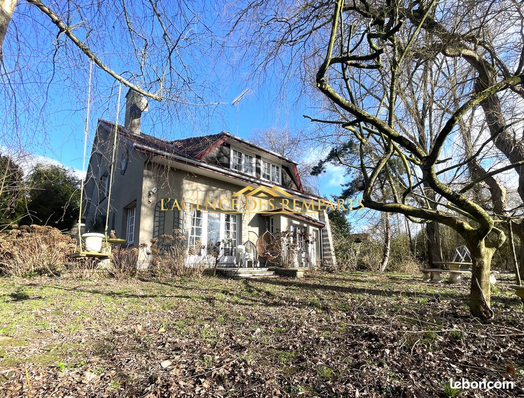 Maison 9 pièces 186 m² · à Attin · 186 m² · 176 550 €