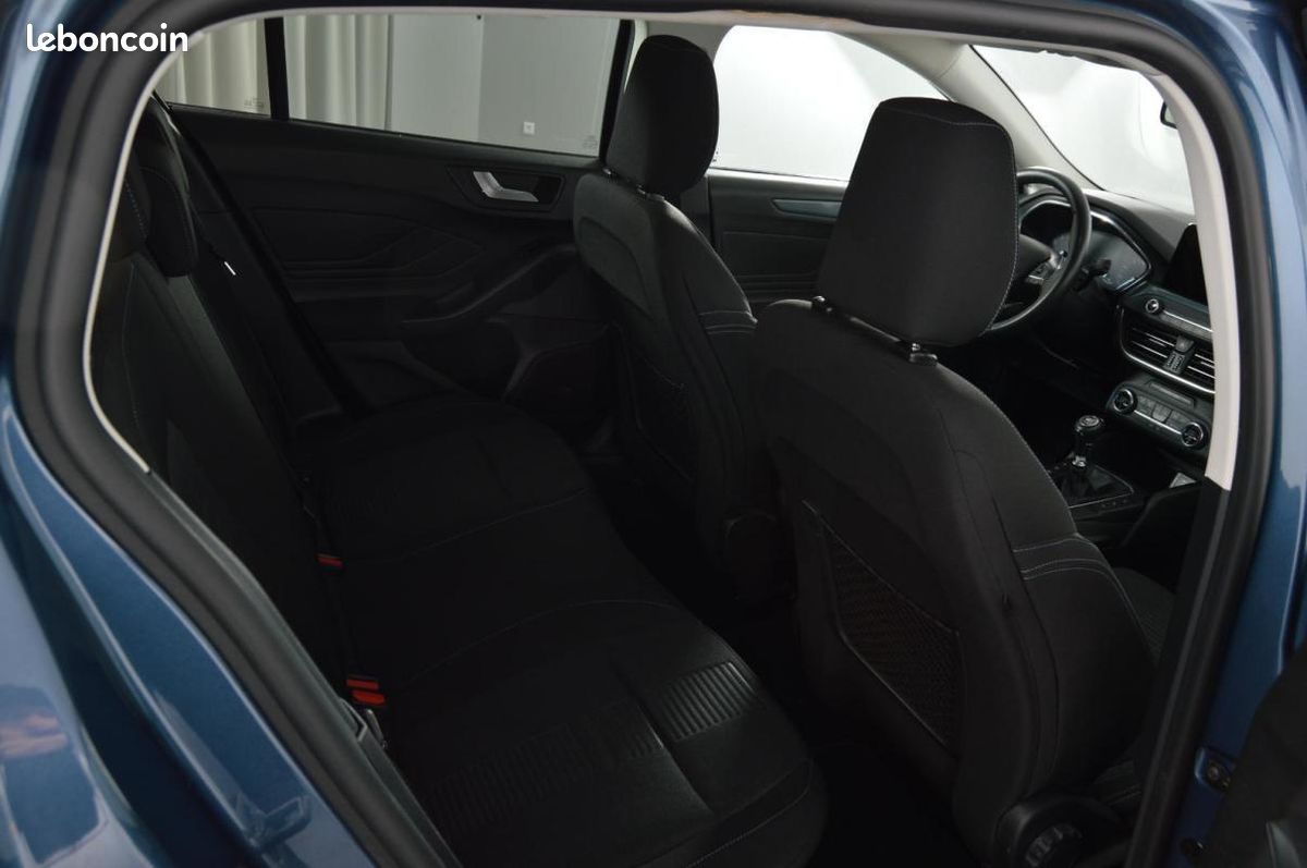 Ford Focus ACTIVE SW 1.0 ECOBOOST 125 S&S (image 16)