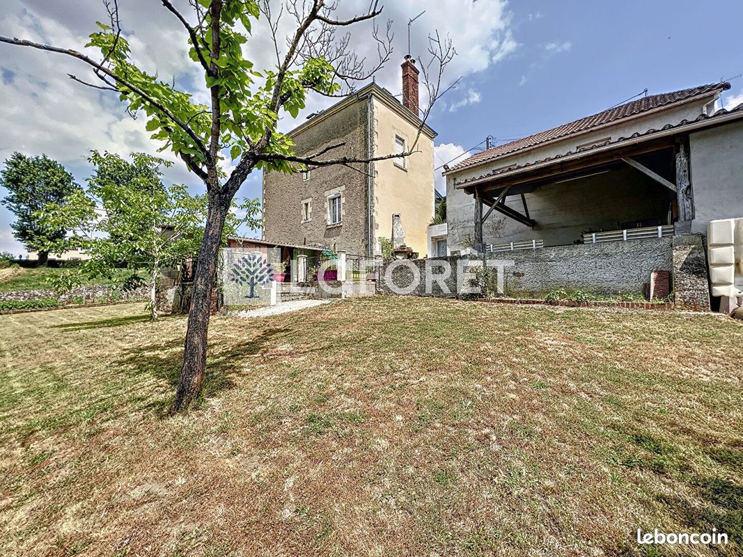Propriété 5 pièces 177 m² - Saint-Varent 79330 (image principale 1)