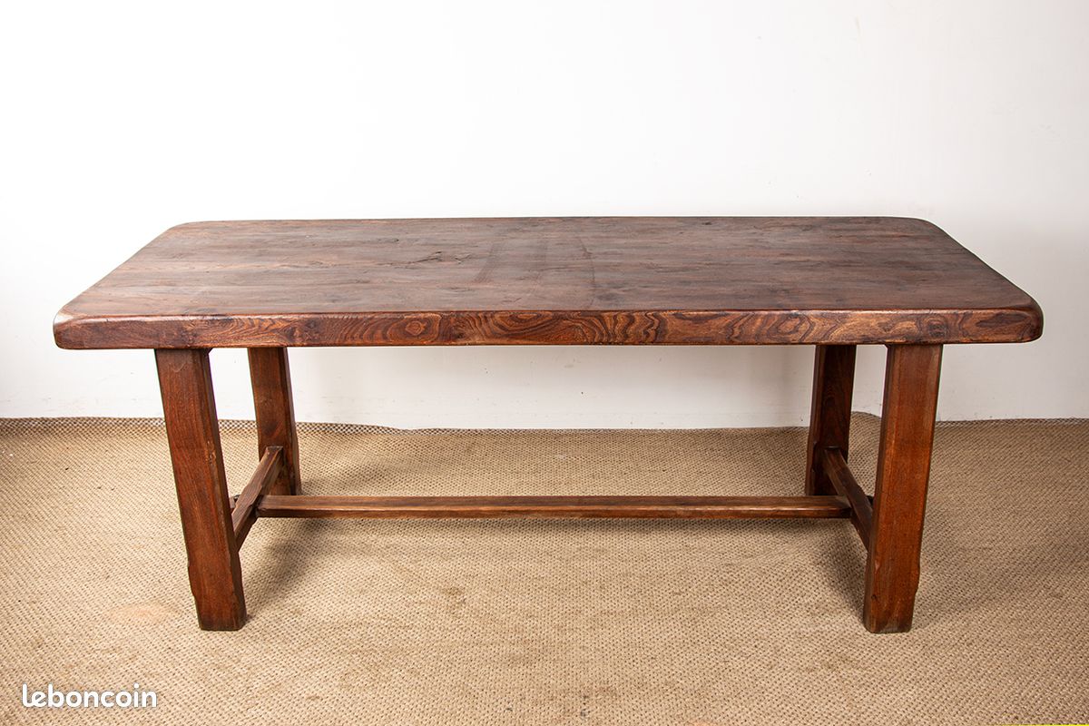 Grande table à manger brutaliste en Orme massif esprit Olavi Hanninen 1960 (image 1)