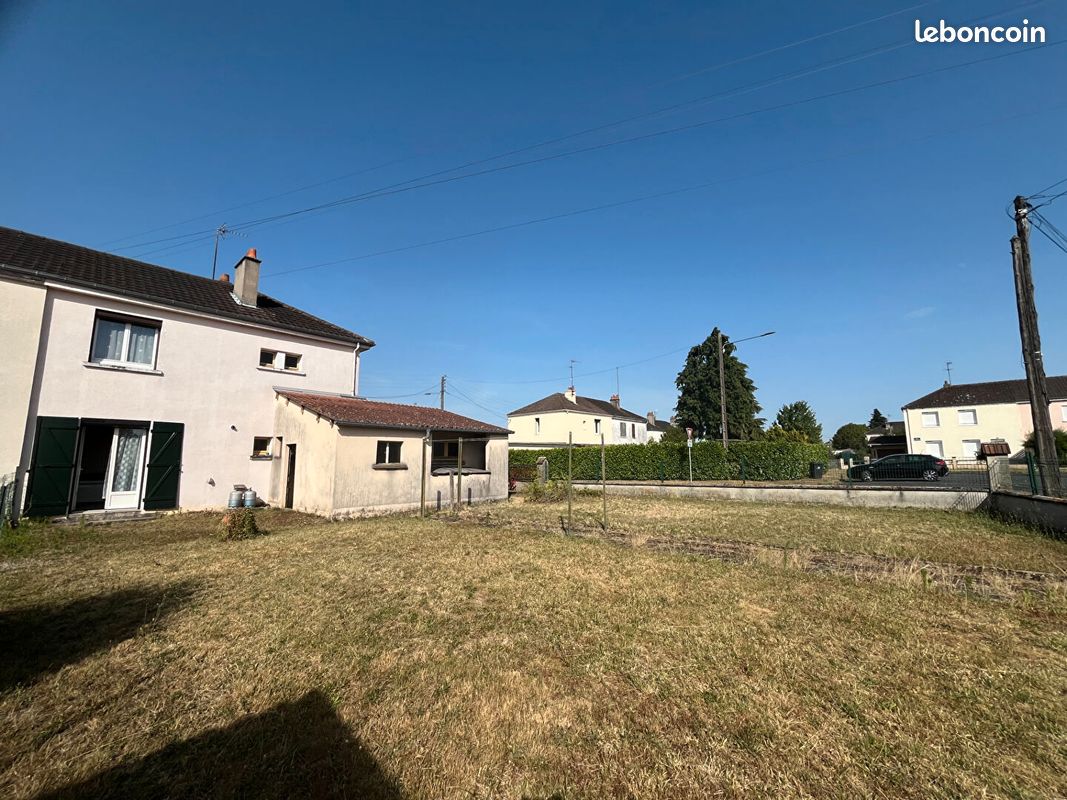 Maison 5 pièces 87 m² · à Aubigny-sur-Nère · 87 m² · 92 000 €